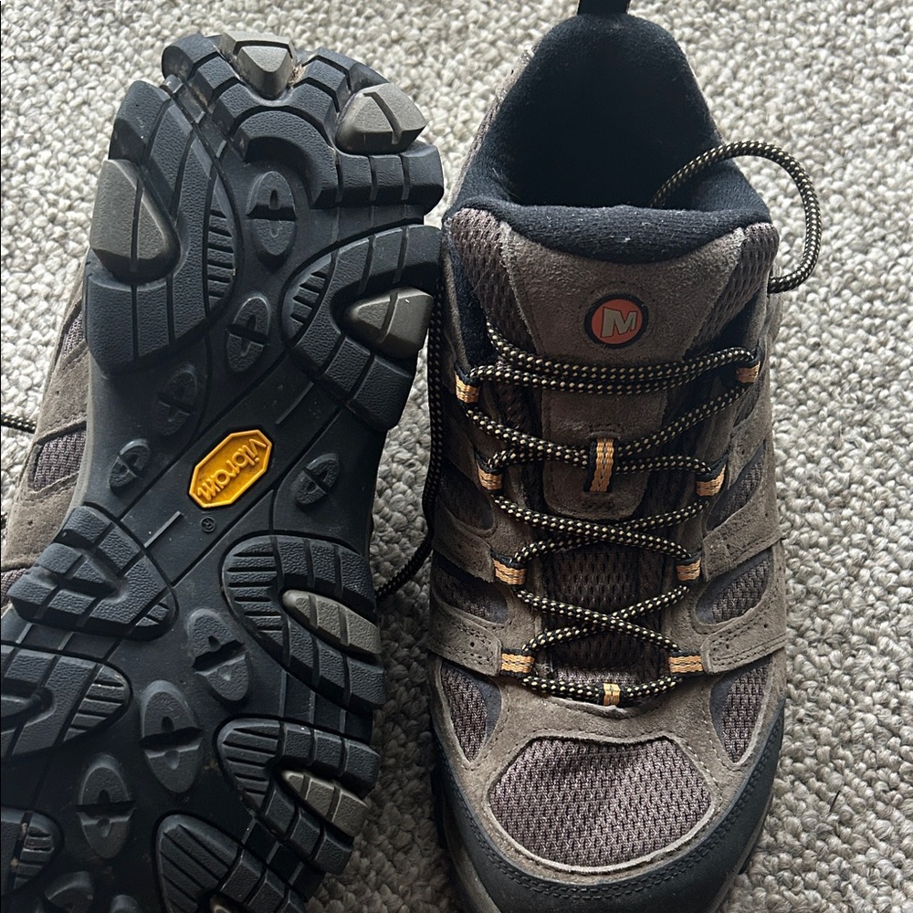 Merrell Men's Brown and Black Athletic Shoes